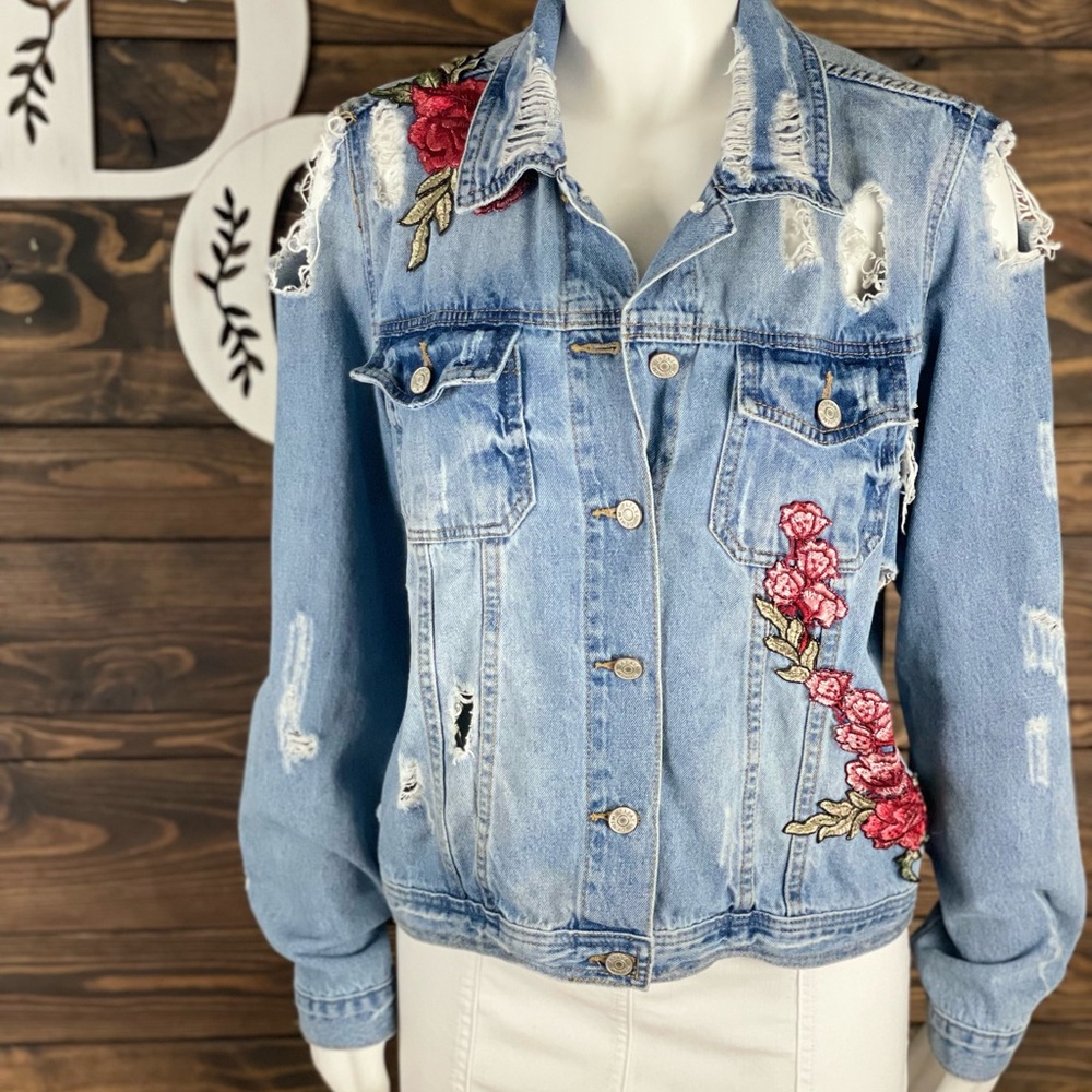 Papaya |‎ London Trend Distressed Rose Appliqué Denim Jean Jacket Floral Design - Picture 11 of 14
